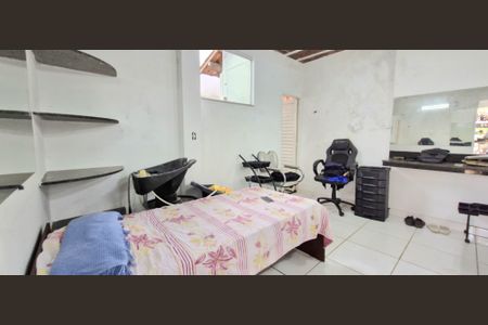 Casa à venda com 170m², 3 quartos e 2 vagas