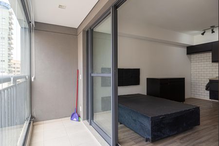 Studio para alugar com 36m², 1 quarto e 1 vaga Studio para alugar com 36m², 1 quarto e 1 vagaVaranda do Studio