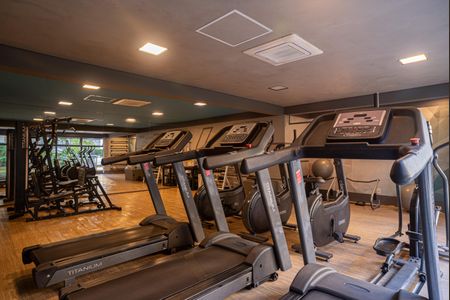 Studio para alugar com 36m², 1 quarto e 1 vaga Studio para alugar com 36m², 1 quarto e 1 vagaÁrea comum - Academia