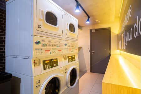 Studio para alugar com 36m², 1 quarto e 1 vaga Studio para alugar com 36m², 1 quarto e 1 vagaÁrea comum - Lavanderia