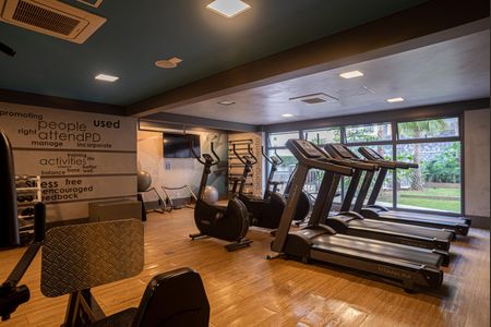 Studio para alugar com 36m², 1 quarto e 1 vaga Studio para alugar com 36m², 1 quarto e 1 vagaÁrea comum - Academia