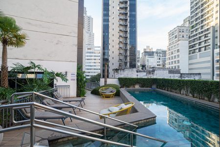 Studio para alugar com 36m², 1 quarto e 1 vaga Studio para alugar com 36m², 1 quarto e 1 vagaÁrea comum - Piscina