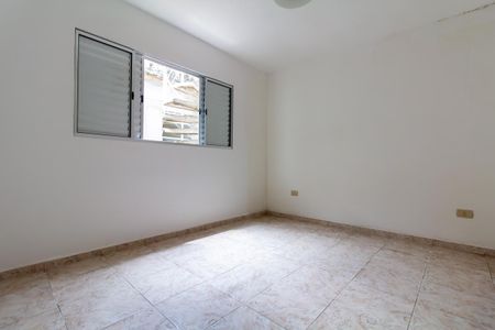 Casa para alugar com 90m², 2 quartos e 2 vagasQuarto 1
