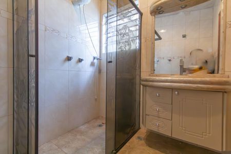 Casa para alugar com 90m², 2 quartos e 2 vagasBanheiro 1