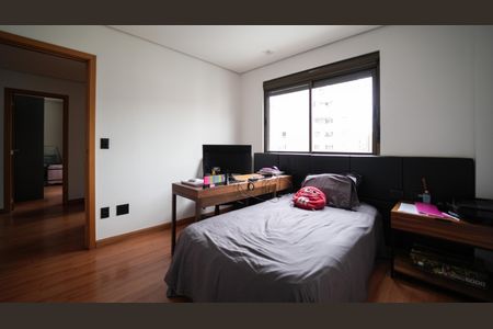 Apartamento à venda com 4 quartos, 400m² em Savassi, Belo Horizonte