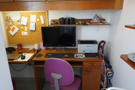 Apartamento para alugar com 214m², 5 quartos e 3 vagasQuarto de Serviço