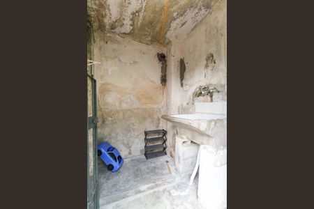 Casa à venda com 330m², 4 quartos e 3 vagas Casa à venda com 330m², 4 quartos e 3 vagasÁrea de Serviço Casa 1