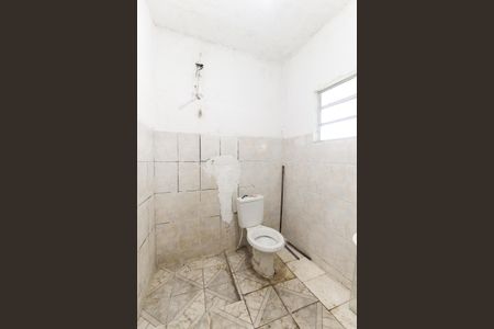 Casa à venda com 330m², 4 quartos e 3 vagas Casa à venda com 330m², 4 quartos e 3 vagasBanheiro Casa 3