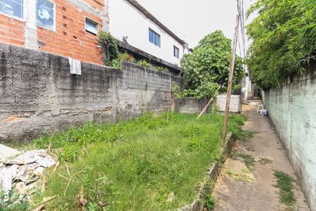 Casa à venda com 330m², 4 quartos e 3 vagas Casa à venda com 330m², 4 quartos e 3 vagasQuintal