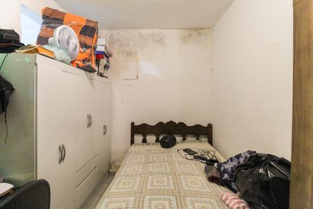 Casa à venda com 330m², 4 quartos e 3 vagas Casa à venda com 330m², 4 quartos e 3 vagasQuarto 2 Casa 2