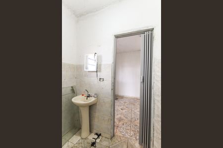 Casa à venda com 330m², 4 quartos e 3 vagas Casa à venda com 330m², 4 quartos e 3 vagasBanheiro Casa 3