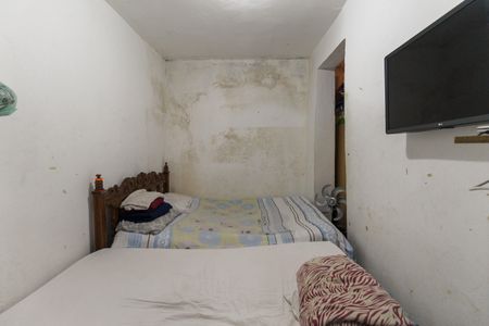 Casa à venda com 330m², 4 quartos e 3 vagas Casa à venda com 330m², 4 quartos e 3 vagasQuarto 1 Casa 2