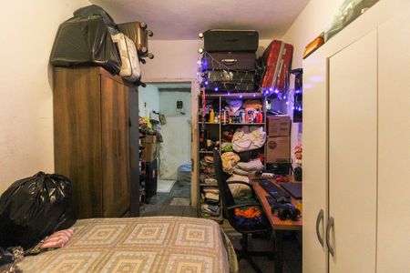 Casa à venda com 330m², 4 quartos e 3 vagas Casa à venda com 330m², 4 quartos e 3 vagasQuarto 2 Casa 2