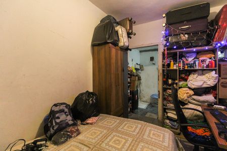 Casa à venda com 330m², 4 quartos e 3 vagas Casa à venda com 330m², 4 quartos e 3 vagasQuarto 2 Casa 2