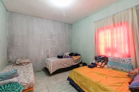 Casa à venda com 330m², 4 quartos e 3 vagas Casa à venda com 330m², 4 quartos e 3 vagasQuarto Casa 1