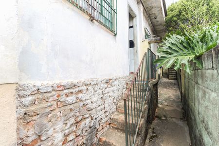 Casa à venda com 330m², 4 quartos e 3 vagas Casa à venda com 330m², 4 quartos e 3 vagasCasa 1