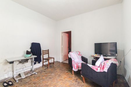 Casa à venda com 330m², 4 quartos e 3 vagas Casa à venda com 330m², 4 quartos e 3 vagasSala Casa 1