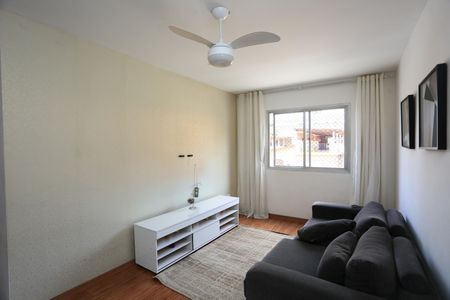Sala de apartamento para alugar com 2 quartos, 65m² em Jardim Monte Alegre, Taboão da Serra