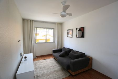 Sala de apartamento para alugar com 2 quartos, 65m² em Jardim Monte Alegre, Taboão da Serra