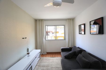 Sala de apartamento para alugar com 2 quartos, 65m² em Jardim Monte Alegre, Taboão da Serra