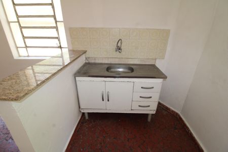 Sala / Cozinha de kitnet/studio para alugar com 1 quarto, 30m² em Água Fria, São Paulo