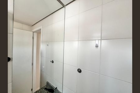 Apartamento para alugar com 44m², 2 quartos e 1 vagaBanheiro Social