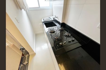 Apartamento para alugar com 43m², 2 quartos e 1 vaga Apartamento para alugar com 43m², 2 quartos e 1 vagaSala/Cozinha