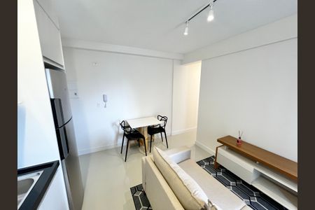 Apartamento para alugar com 43m², 2 quartos e 1 vaga Apartamento para alugar com 43m², 2 quartos e 1 vagaSala/Cozinha
