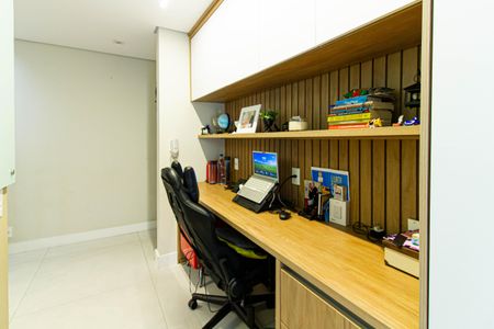 Apartamento à venda com 147m², 3 quartos e 4 vagasEscritório