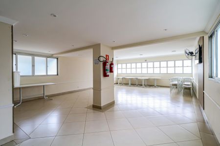 Apartamento à venda com 91m², 3 quartos e 2 vagas Apartamento à venda com 91m², 3 quartos e 2 vagasÁrea comum - Salão de festas