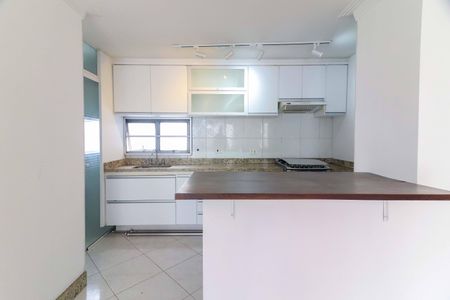 Apartamento à venda com 91m², 3 quartos e 2 vagas Apartamento à venda com 91m², 3 quartos e 2 vagasCozinha e Área de Serviço