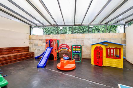 Apartamento à venda com 91m², 3 quartos e 2 vagas Apartamento à venda com 91m², 3 quartos e 2 vagasÁrea comum - Playground