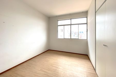 Apartamento à venda com 98m², 3 quartos e 1 vagaQuarto 1