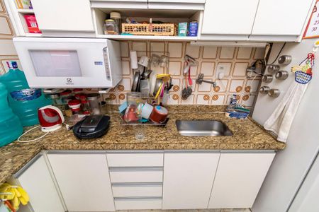 Apartamento à venda com 60m², 2 quartos e 1 vagaCozinha