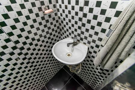 Apartamento à venda com 60m², 2 quartos e 1 vagaÁrea comum - Banheiro