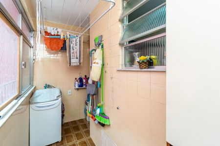 Apartamento à venda com 60m², 2 quartos e 1 vagaÁrea de Serviço