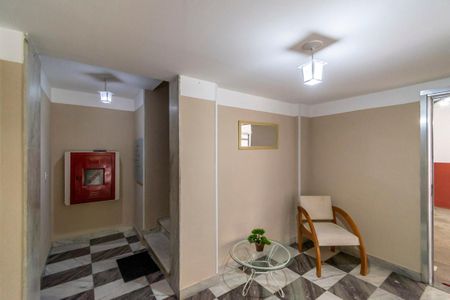 Apartamento à venda com 60m², 2 quartos e 1 vagaÁrea comum - Hall da entrada