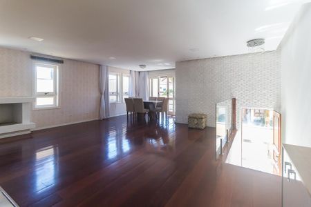 Casa de condomínio para alugar com 300m², 3 quartos e 2 vagasSala