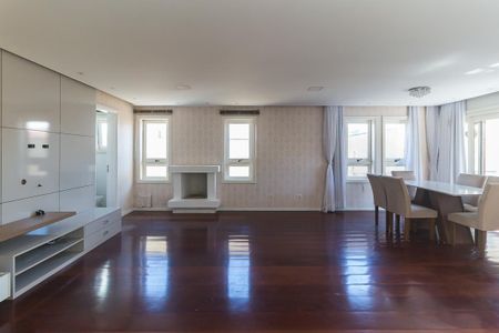 Casa de condomínio para alugar com 300m², 3 quartos e 2 vagasSala