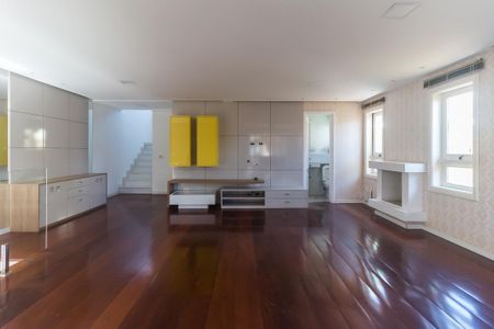 Sala de casa de condomínio para alugar com 3 quartos, 300m² em Vila Oliveira, Mogi das Cruzes