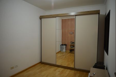 Quarto de apartamento à venda com 2 quartos, 90m² em Vila Pires, Santo André