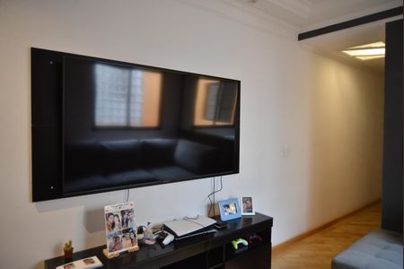 Apartamento à venda com 90m², 2 quartos e 2 vagasSala