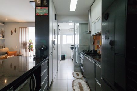 Apartamento à venda com 87m², 2 quartos e 2 vagasCozinha