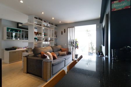 Apartamento à venda com 87m², 2 quartos e 2 vagasSala