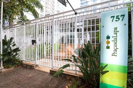 Apartamento à venda com 87m², 2 quartos e 2 vagasFachada