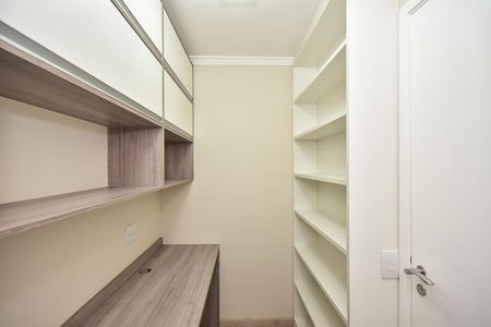 Apartamento para alugar com 142m², 3 quartos e 2 vagasEscritório