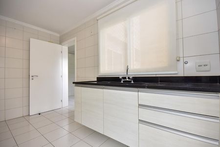 Apartamento para alugar com 142m², 3 quartos e 2 vagasCozinha