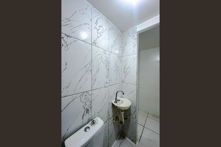 Apartamento para alugar com 10m², 1 quarto e sem vaga Apartamento para alugar com 10m², 1 quarto e sem vagaBanheiro