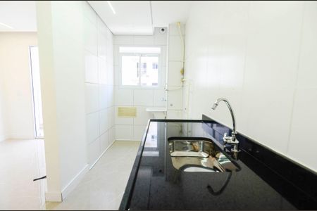 Apartamento à venda com 48m², 2 quartos e 1 vagaCozinha