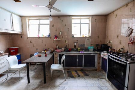 Apartamento à venda com 173m², 3 quartos e 2 vagasCozinha